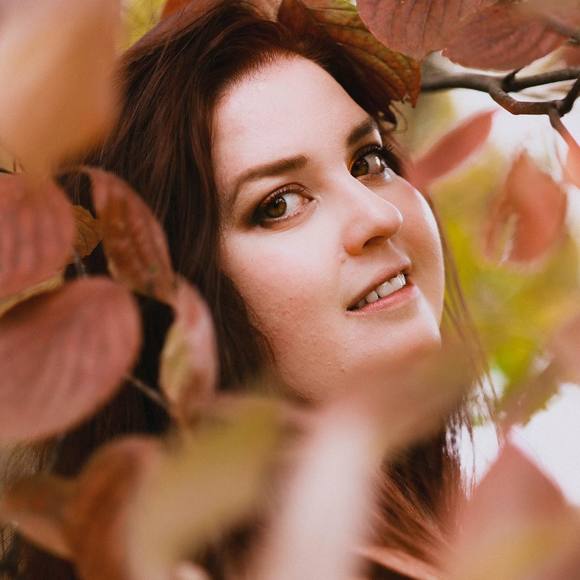 Meet your Posher, Paulina - Picture 1 of 1